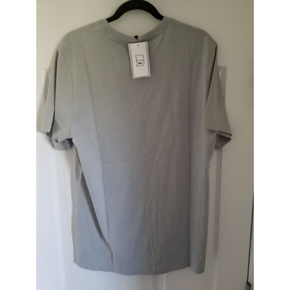 𝅺NIKE Swoosh 12‎ Month Logo T Shirt  Size: Large  Color: Platinum/Blue/Red - Picture 7 of 12